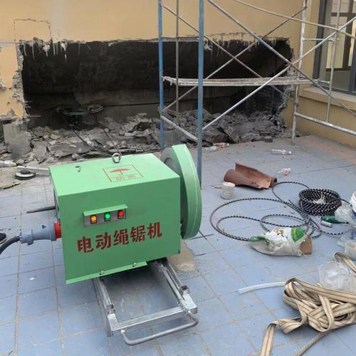 電動繩鋸機 防撞欄與石材切割領域的利器——金鋼石繩鋸技術(shù)解析