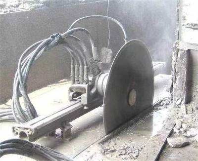 專業施工團隊 威海房屋切割，砼基礎、大梁、樓板金剛石繩鋸破碎切割